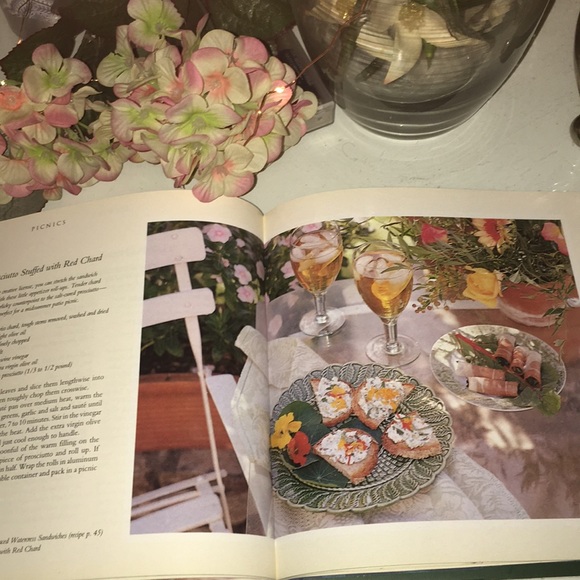 Country Garden Cookbook Series Picnics book, - Picture 8 of 8